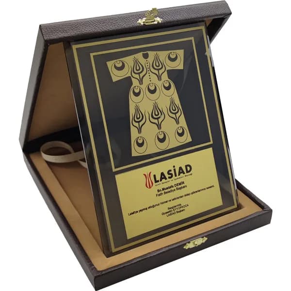 Kaftanlı Kutulu Kristal Plaket
