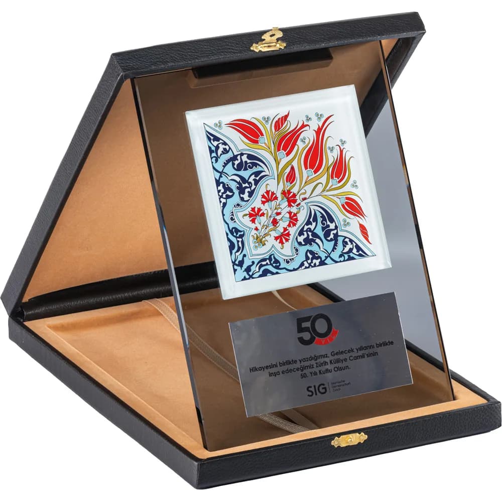 Lale Karolu Kutulu Kristal Plaket